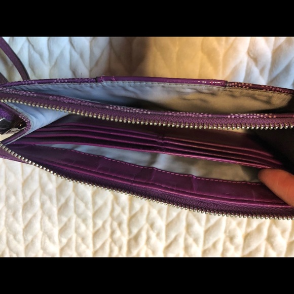 Vibrant Purple wallet/wristlet - Picture 2 of 2